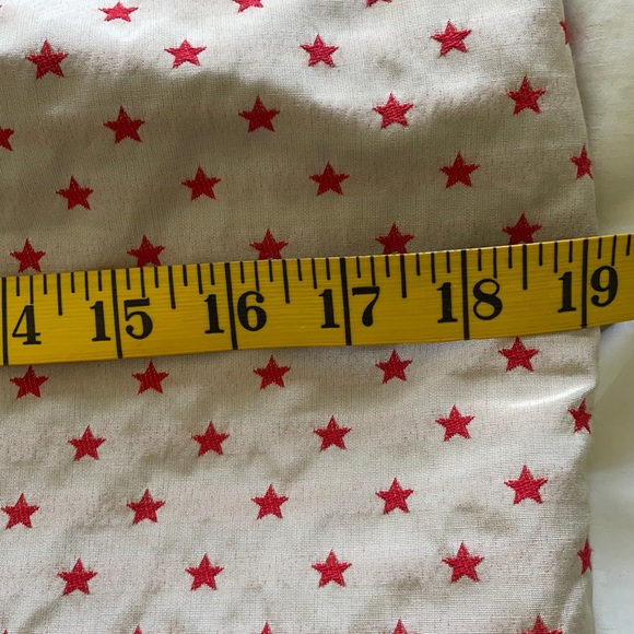 🇨🇦 Christian Chenail Satiny Cream Pencil Skirt With Red Stars, Size 6 - Picture 15 of 16